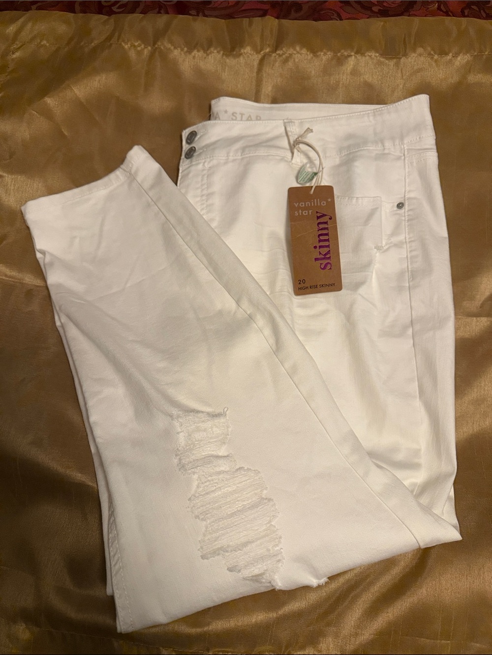 Vanilla Star Distressed White Jeans size 20